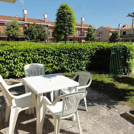 Villaggio Michelangelo Apartment Bibione